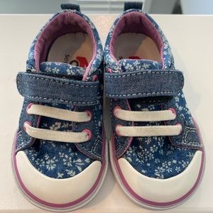 See Kai Run Kristin Size 5 VGUC with Box